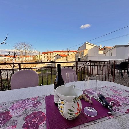 Apartments Katarina Malinska Exterior photo